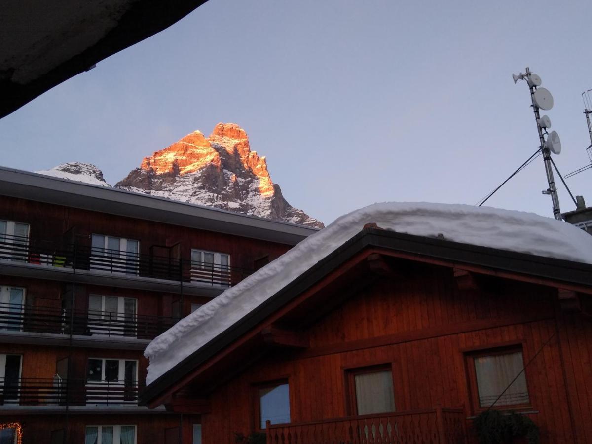 ブレウイル・チェルヴィナイアIn Cervinia Center - 50Mt From Ski Slopesアパートメント エクステリア 写真